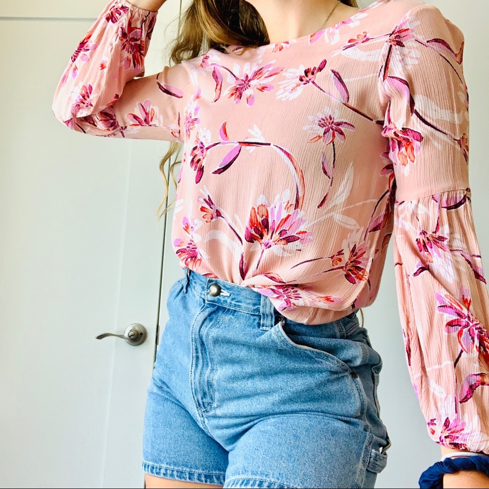 Long sleeve floral top